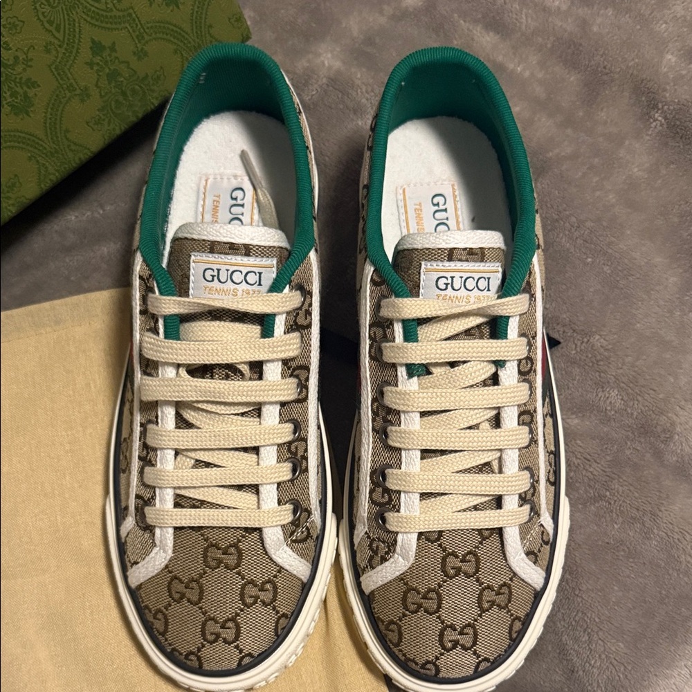 Gucci Men's Brown Sneakers with Red and Green Stripes - Picture 3 of 9